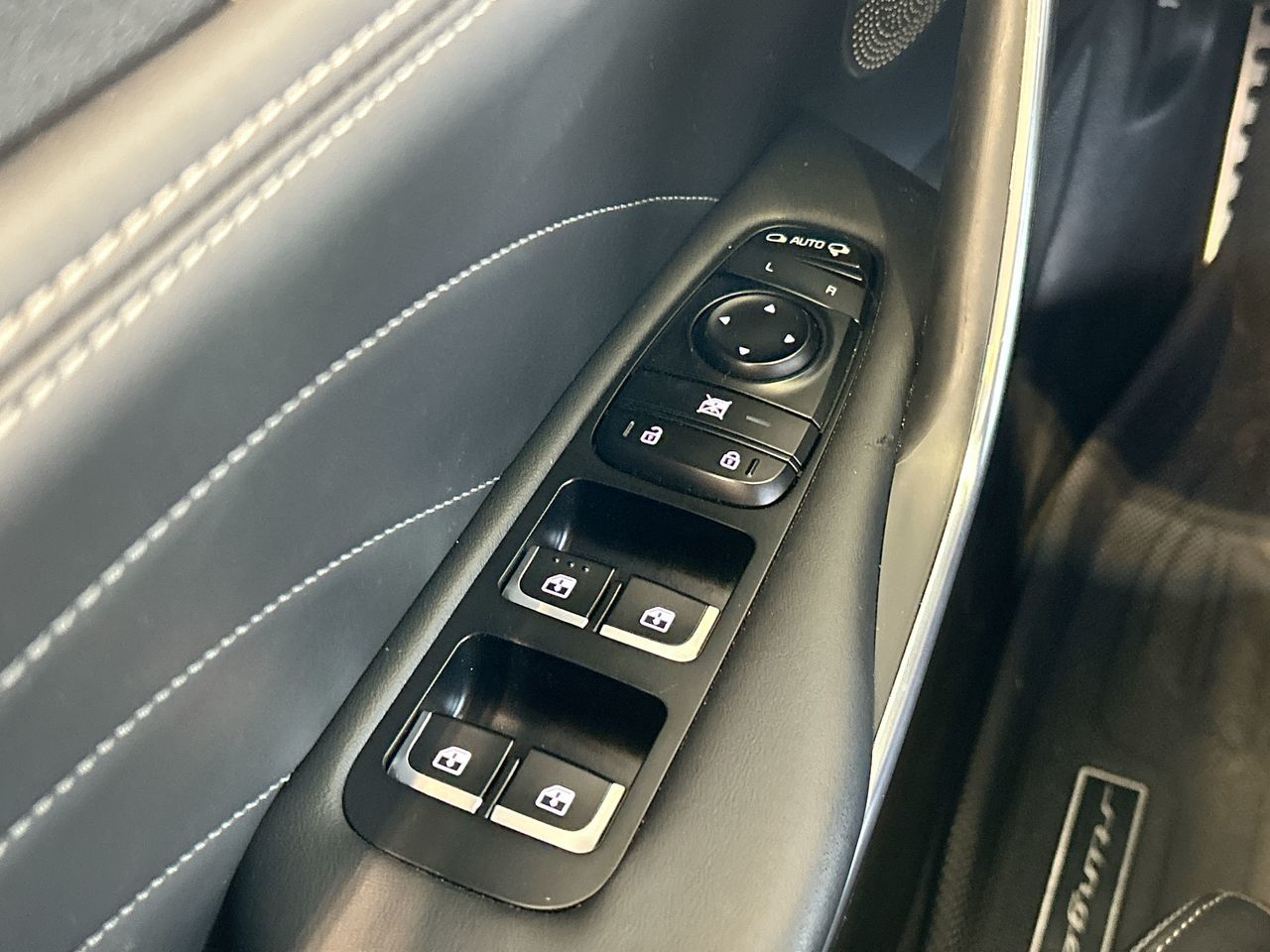 2022 Kia Stinger in Langley, British Columbia