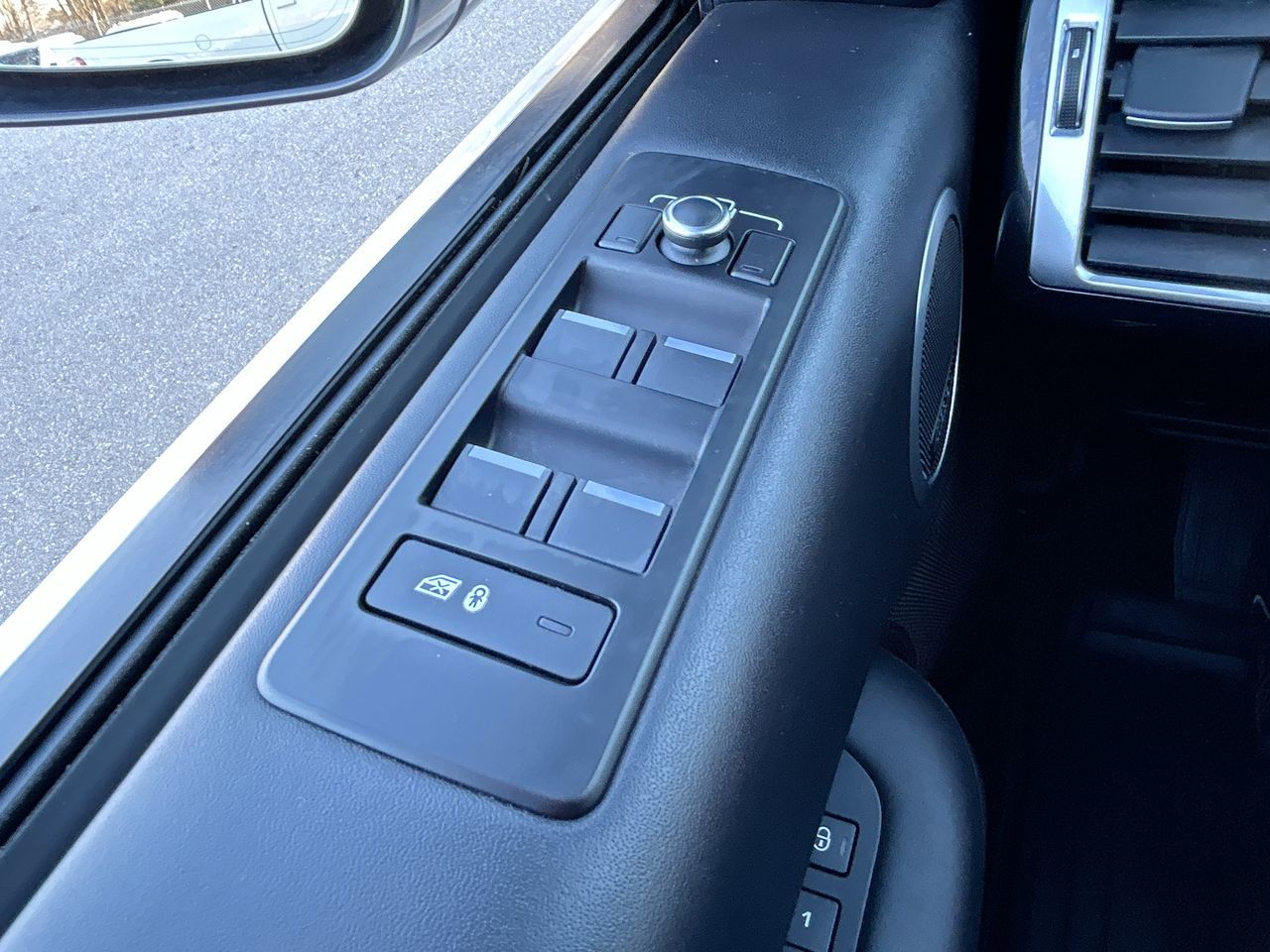 2017 Land Rover Discovery