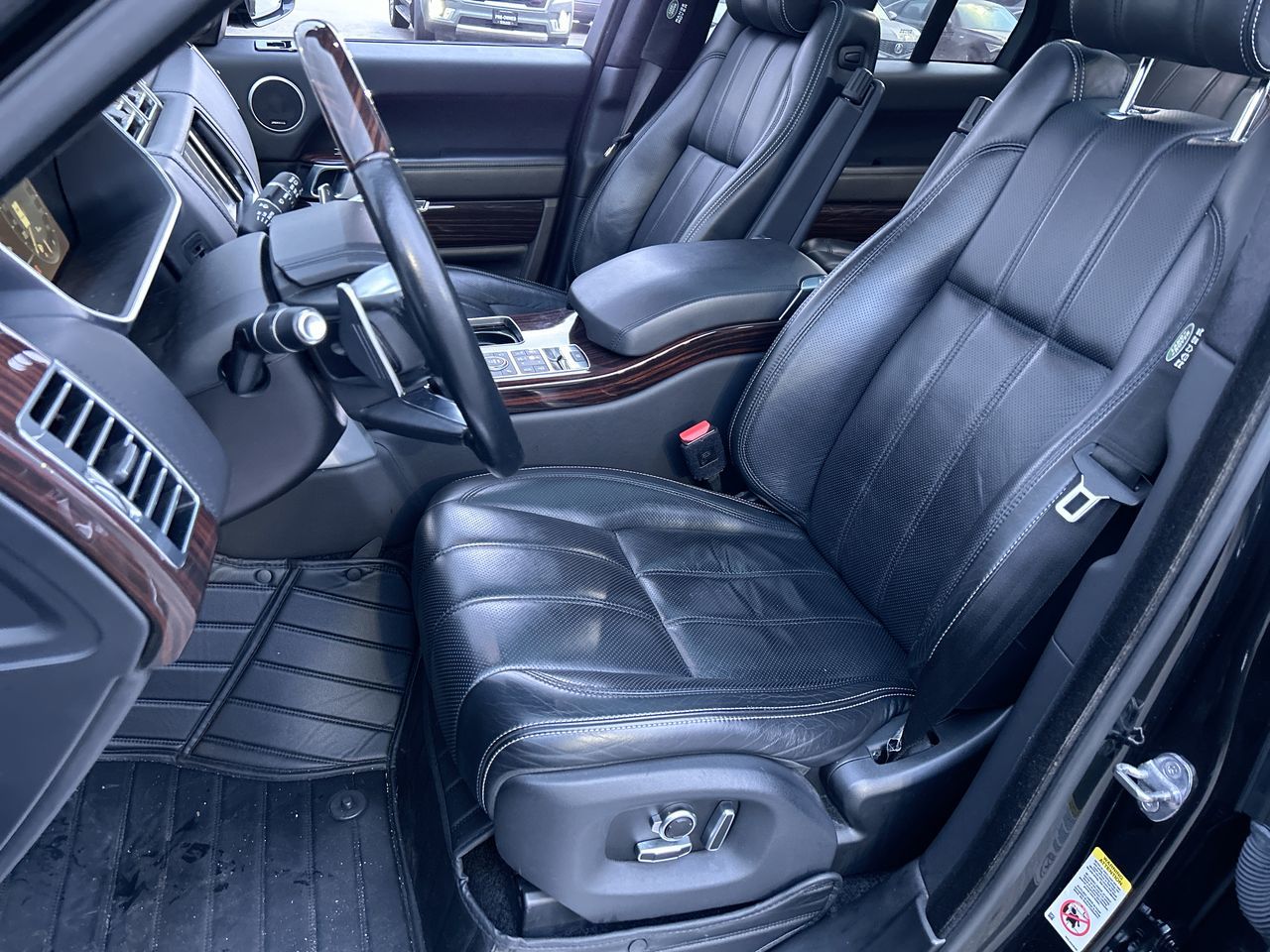 2016 Land Rover Range Rover in Langley, British Columbia