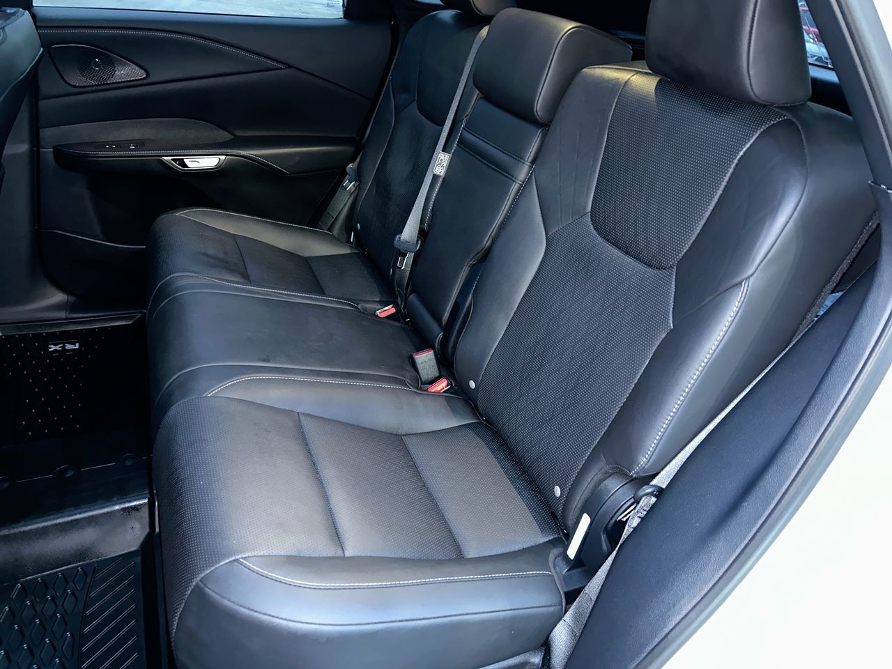 Lexus RX  2023 à Langley, Colombie-Britannique