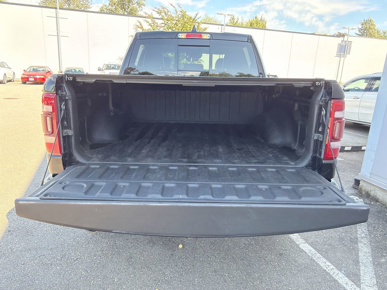 2021 Ram RAM 1500 Crew Cab 4x4 (DT)