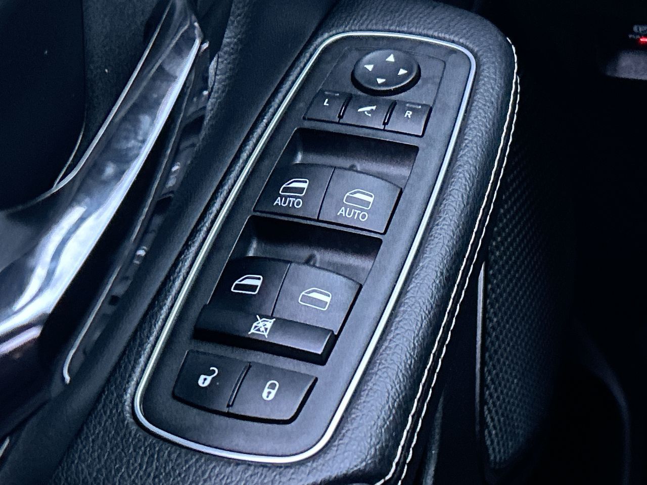 Ram RAM 1500 Crew Cab 4x4 (DT)  2022 à Langley, Colombie-Britannique