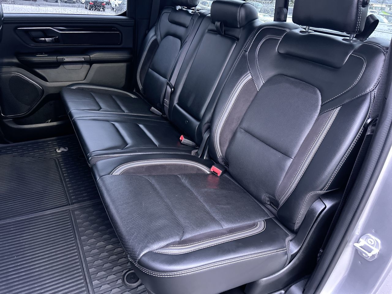 Ram RAM 1500 Crew Cab 4x4 (DT)  2022 à Langley, Colombie-Britannique