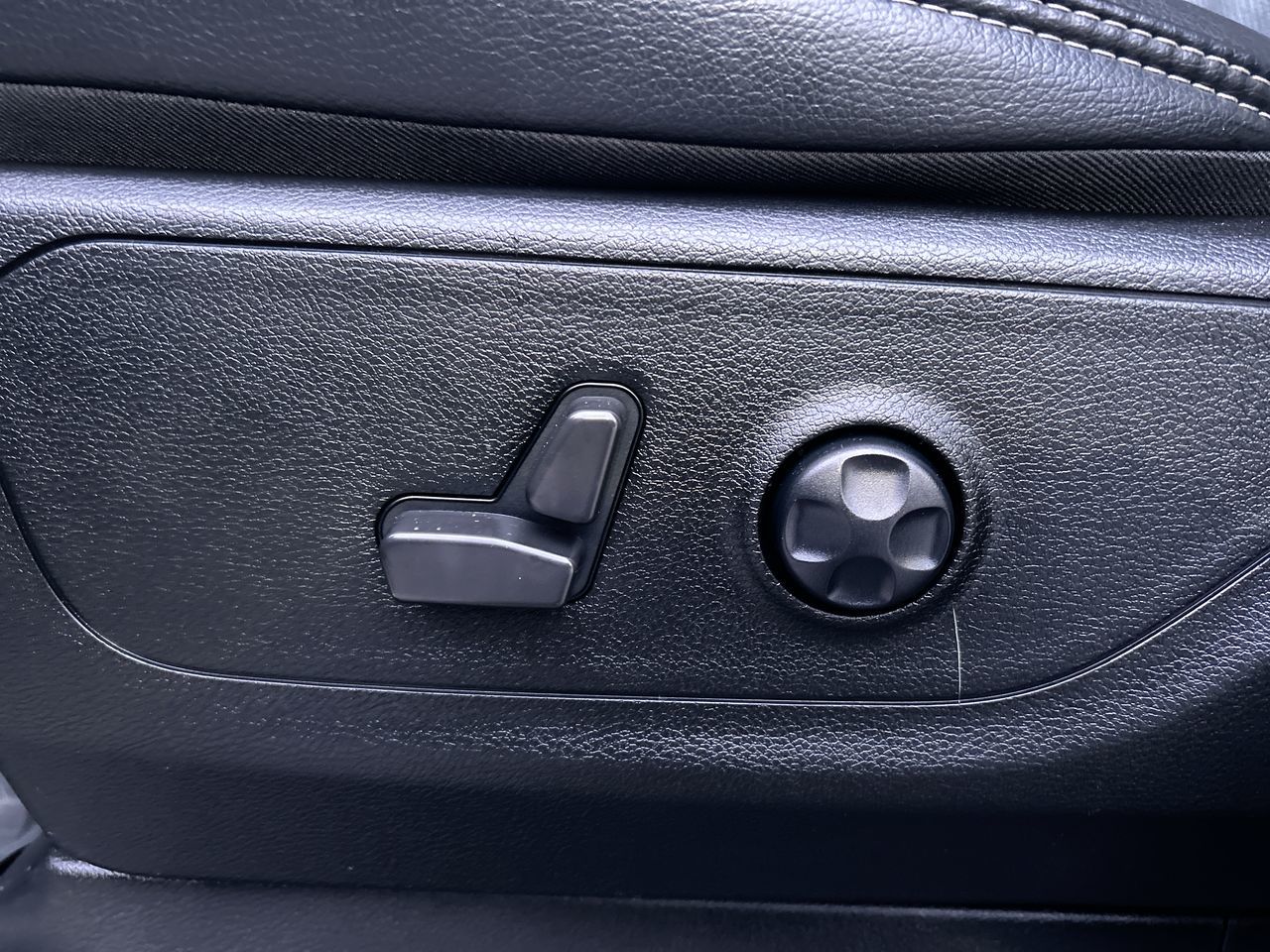 Ram RAM 1500 Crew Cab 4x4 (DT)  2022 à Langley, Colombie-Britannique