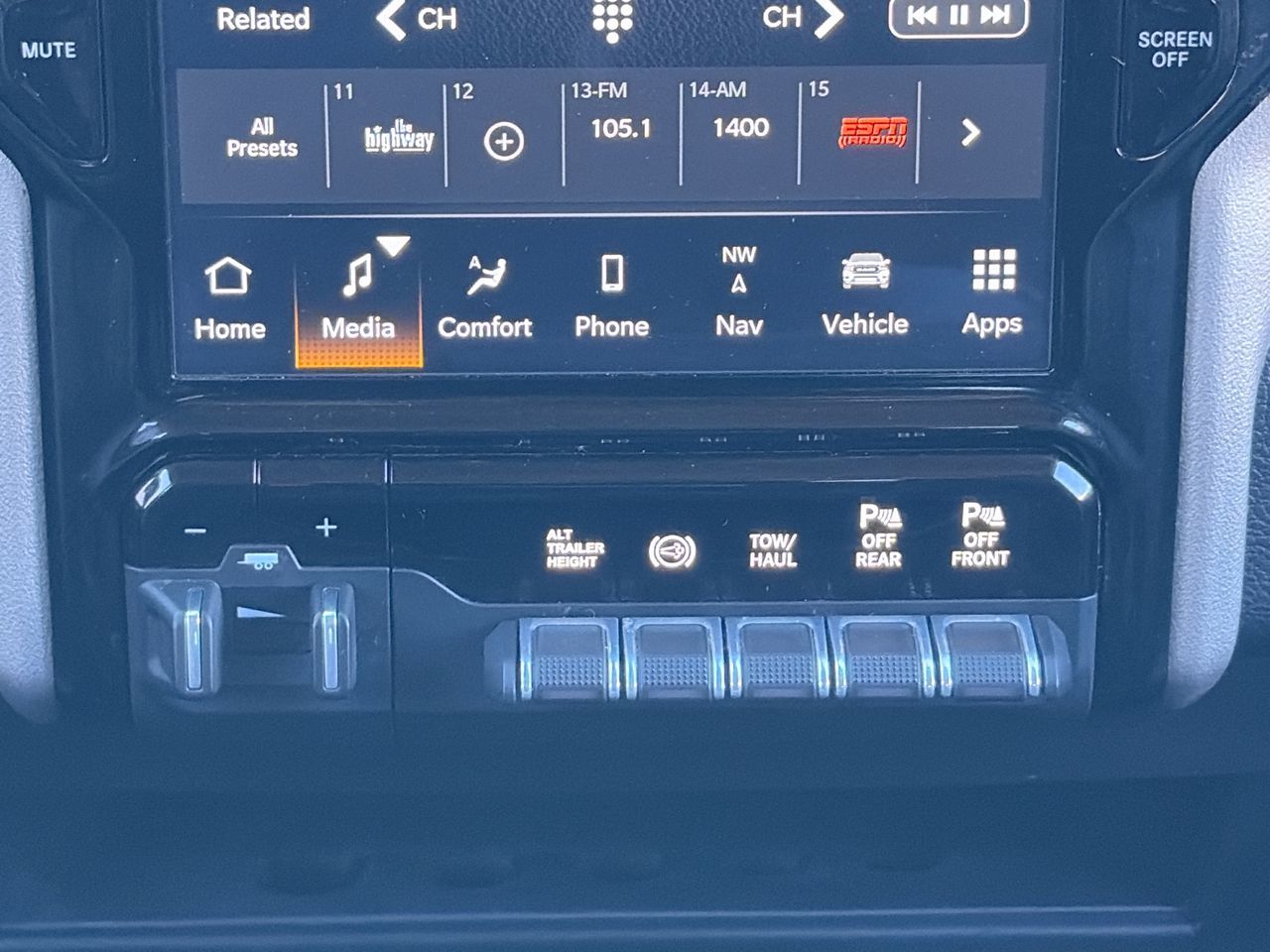 2023 Ram RAM 3500 Crew Cab 4x4 in Langley, British Columbia