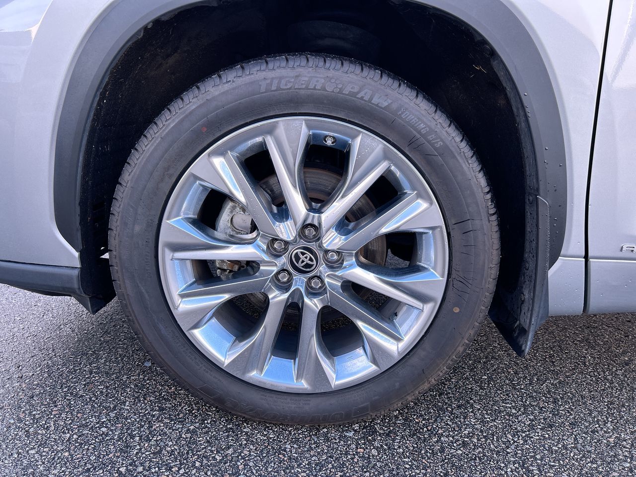 2023 Toyota Highlander Hybrid