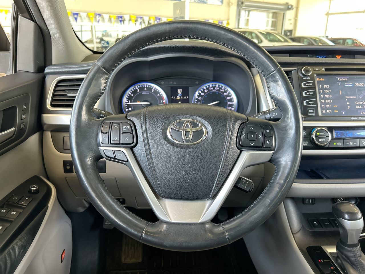 Toyota Highlander  2014 à Langley, Colombie-Britannique