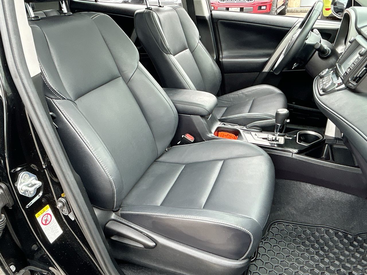 2018  RAV4