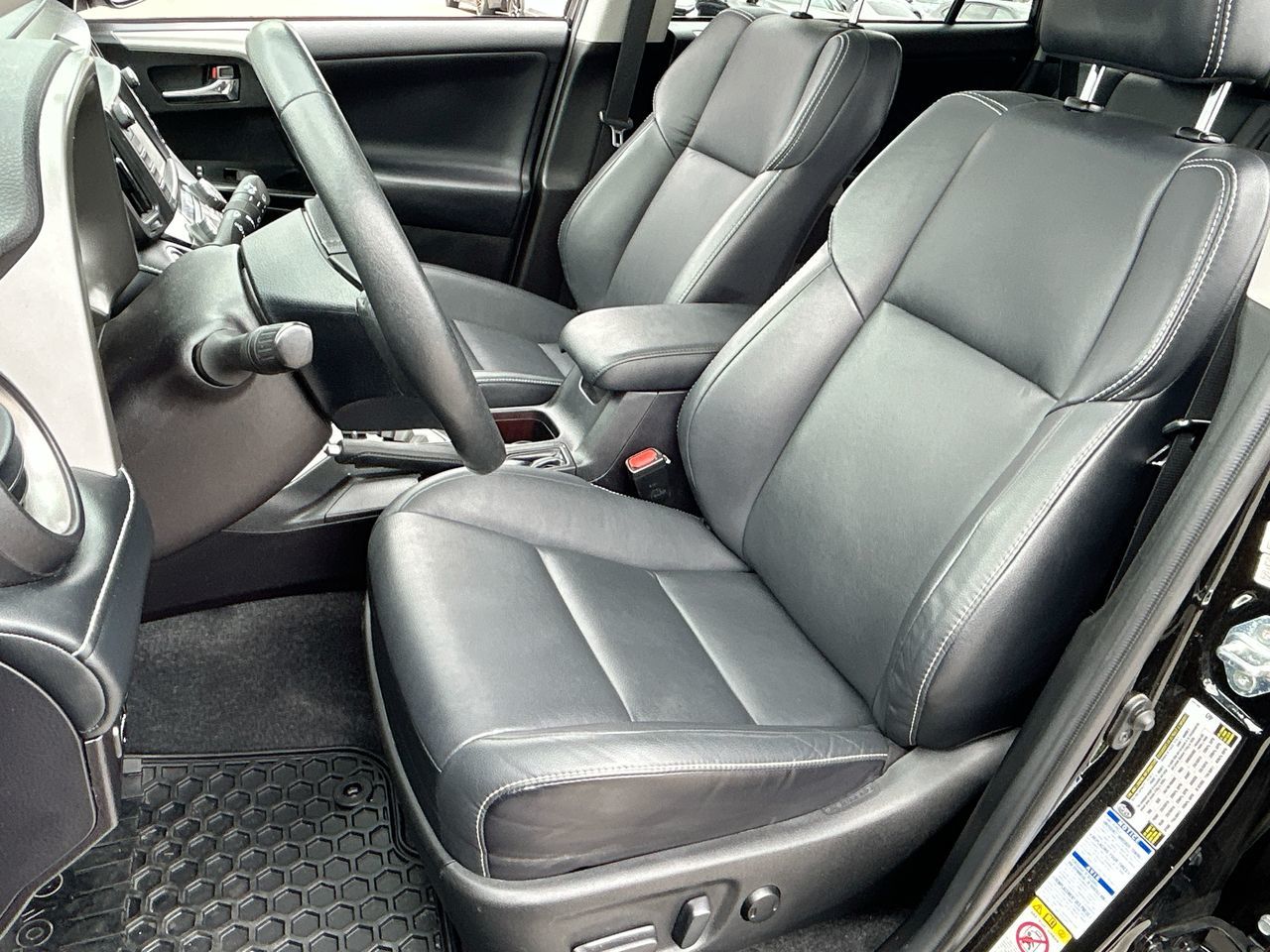 2018  RAV4