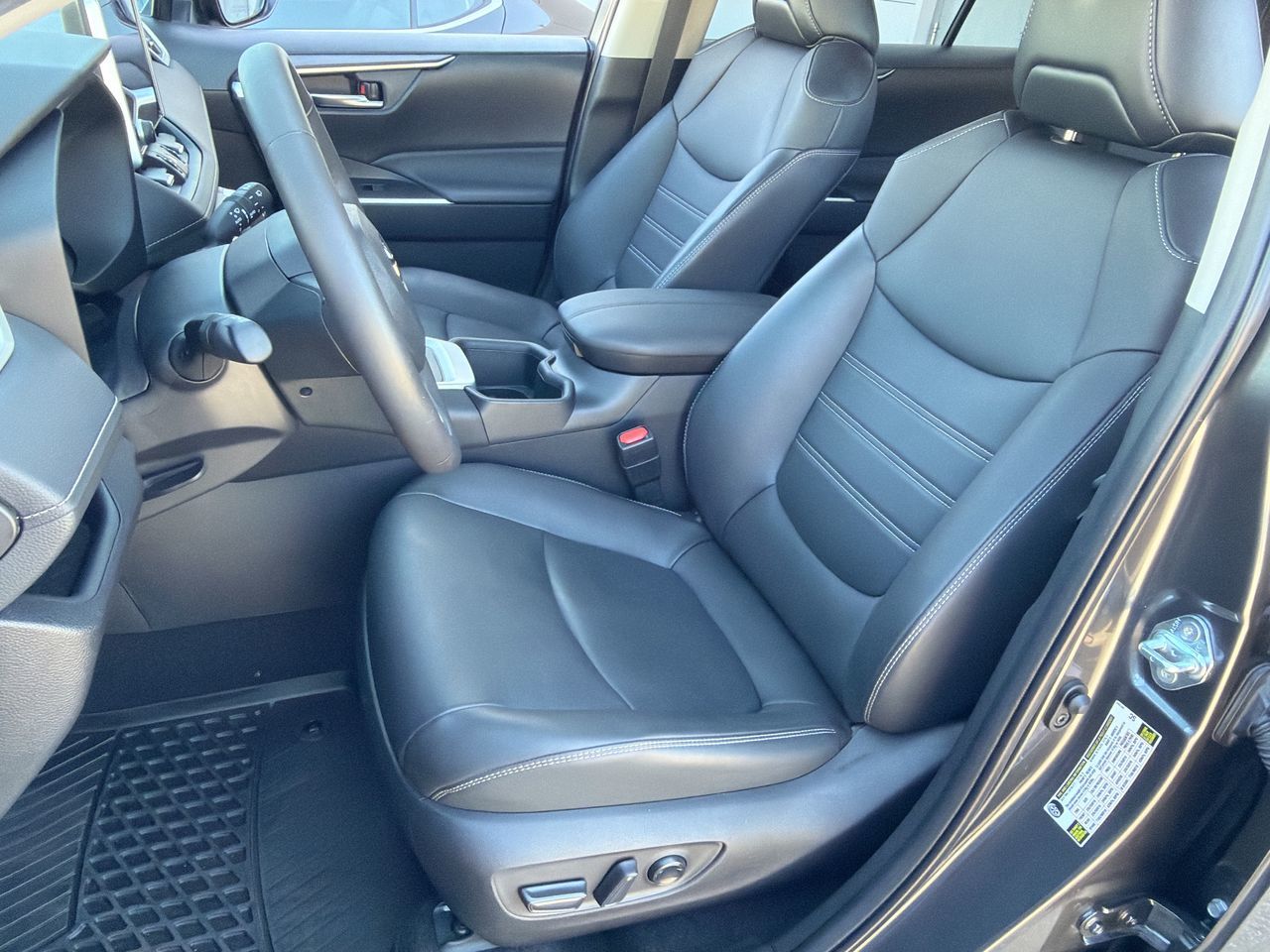2023  RAV4