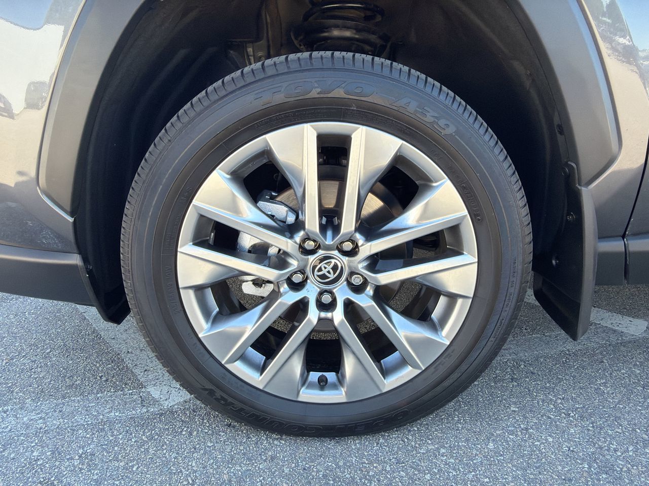 2023  RAV4