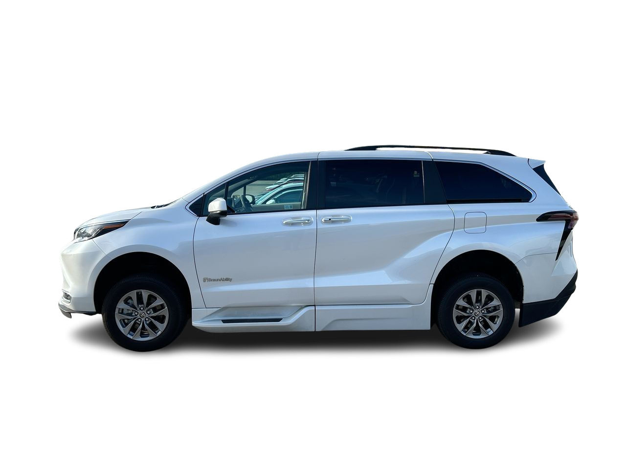 Toyota Sienna Hybrid  2023 à Langley, Colombie-Britannique