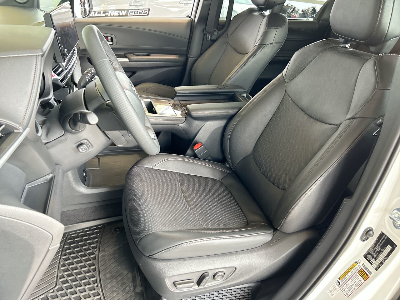 2025 Toyota Sienna Hybrid