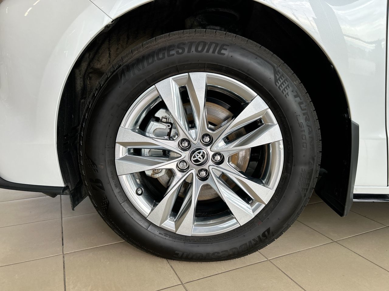 2025 Toyota Sienna Hybrid