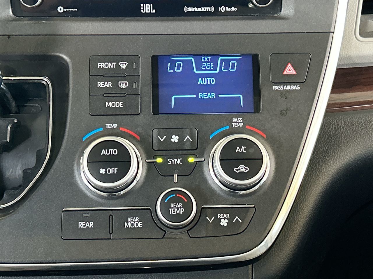 2018  Sienna