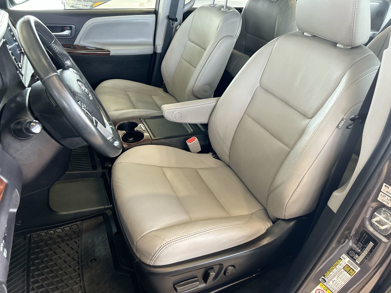 2018  Sienna