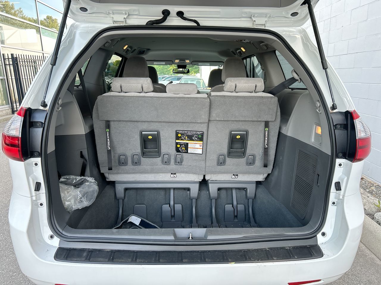 Toyota Sienna  2020 à Langley, Colombie-Britannique