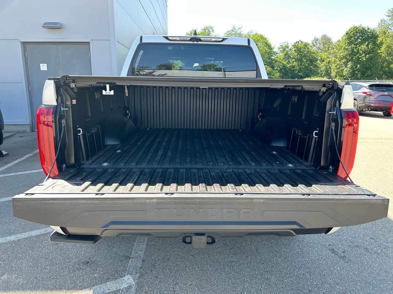 2025 Toyota TUNDRA HYBRID