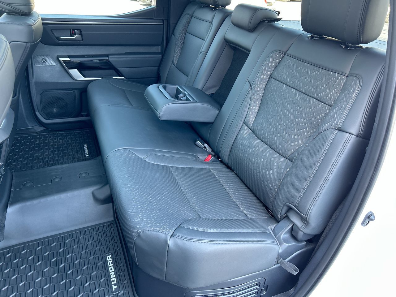 2025 Toyota TUNDRA HYBRID