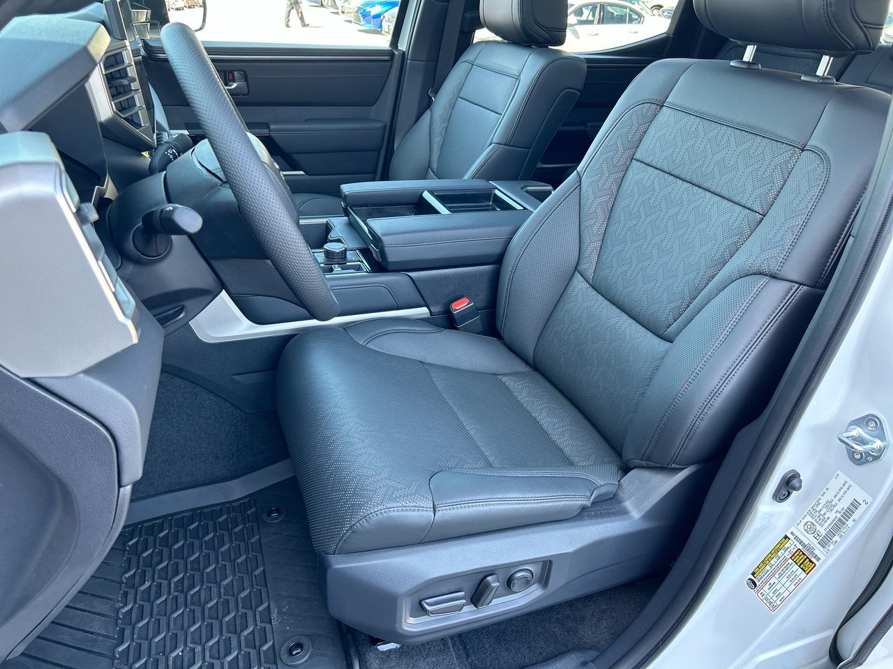 2025 Toyota TUNDRA HYBRID