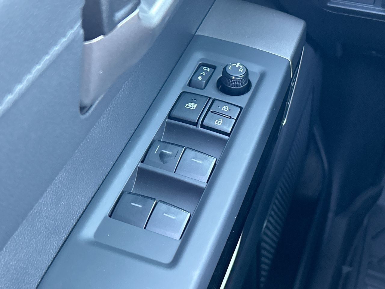 2025 Toyota TUNDRA HYBRID