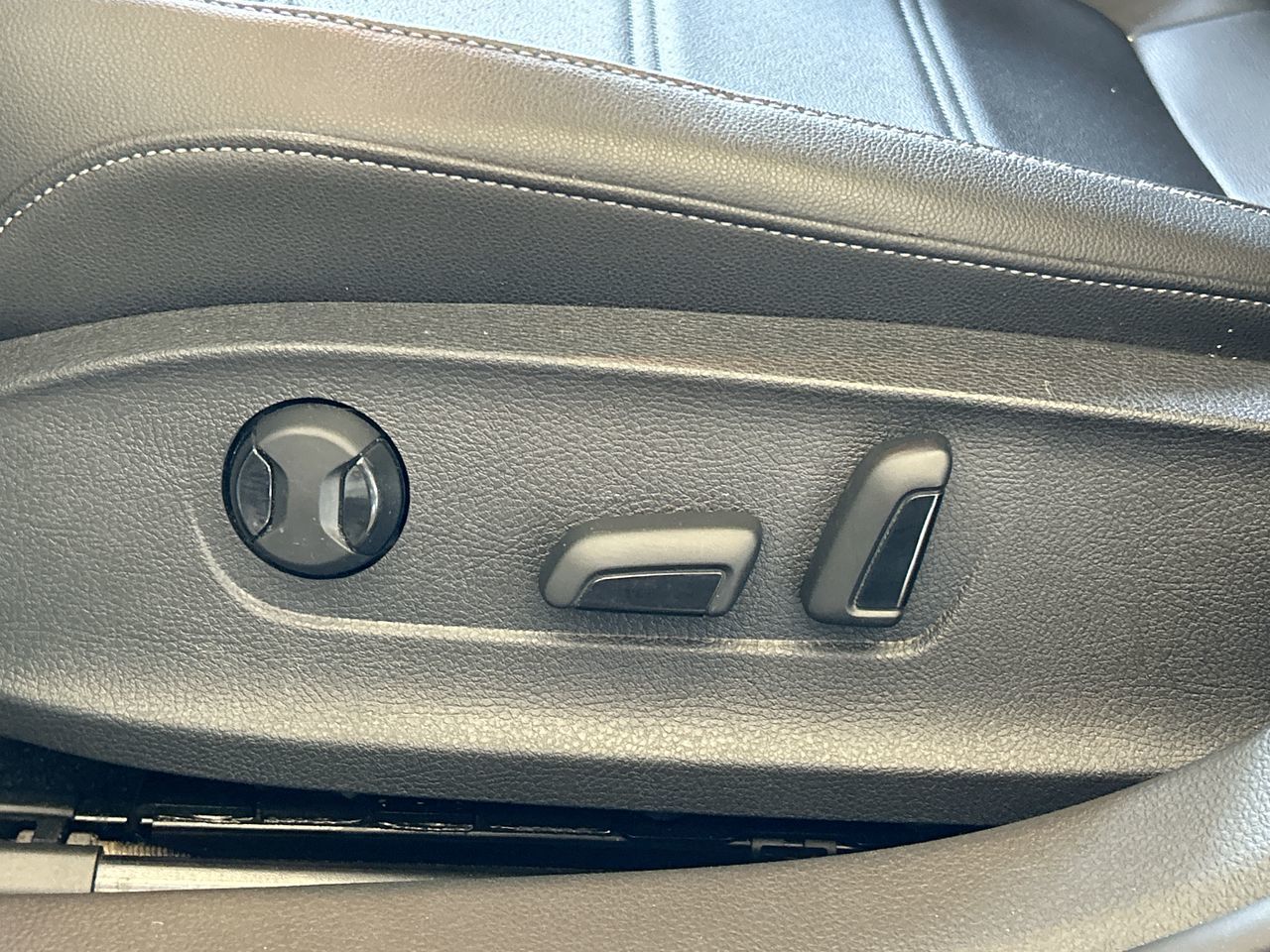 2020 Volkswagen Passat in Langley, British Columbia