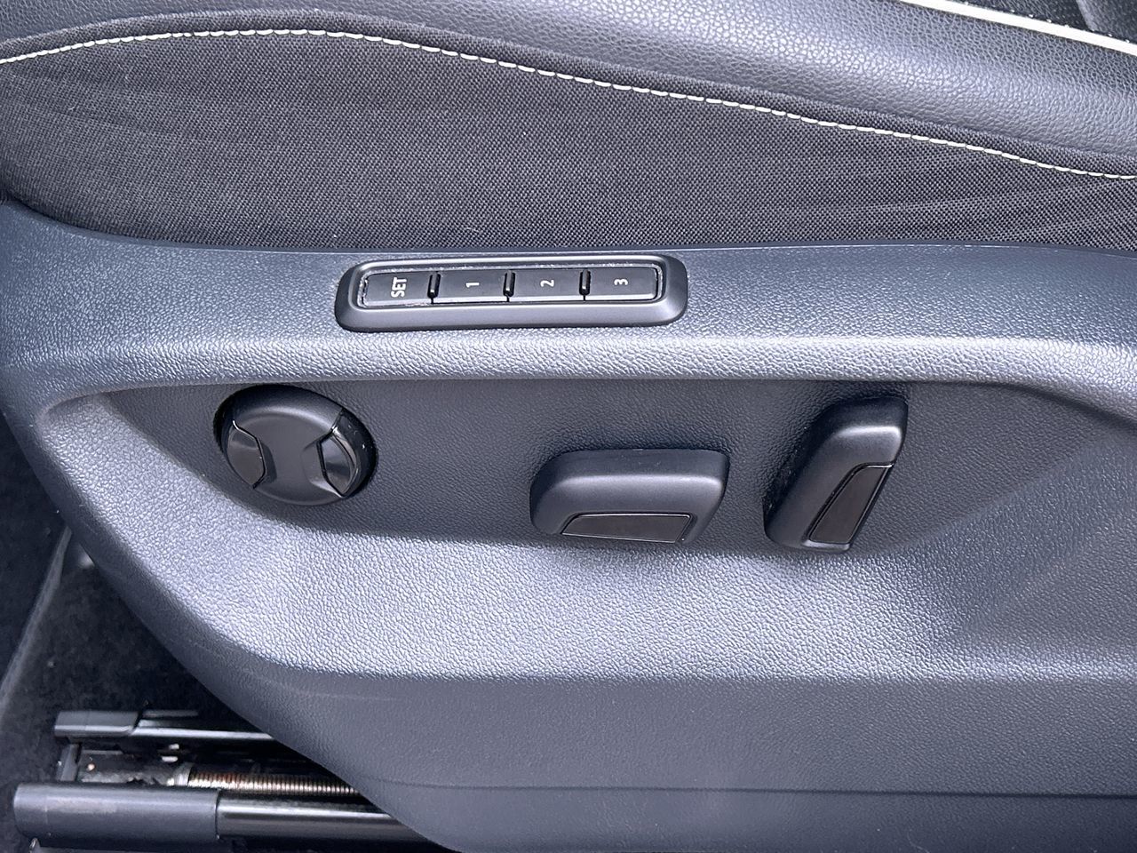 2023 Volkswagen Tiguan in Langley, British Columbia