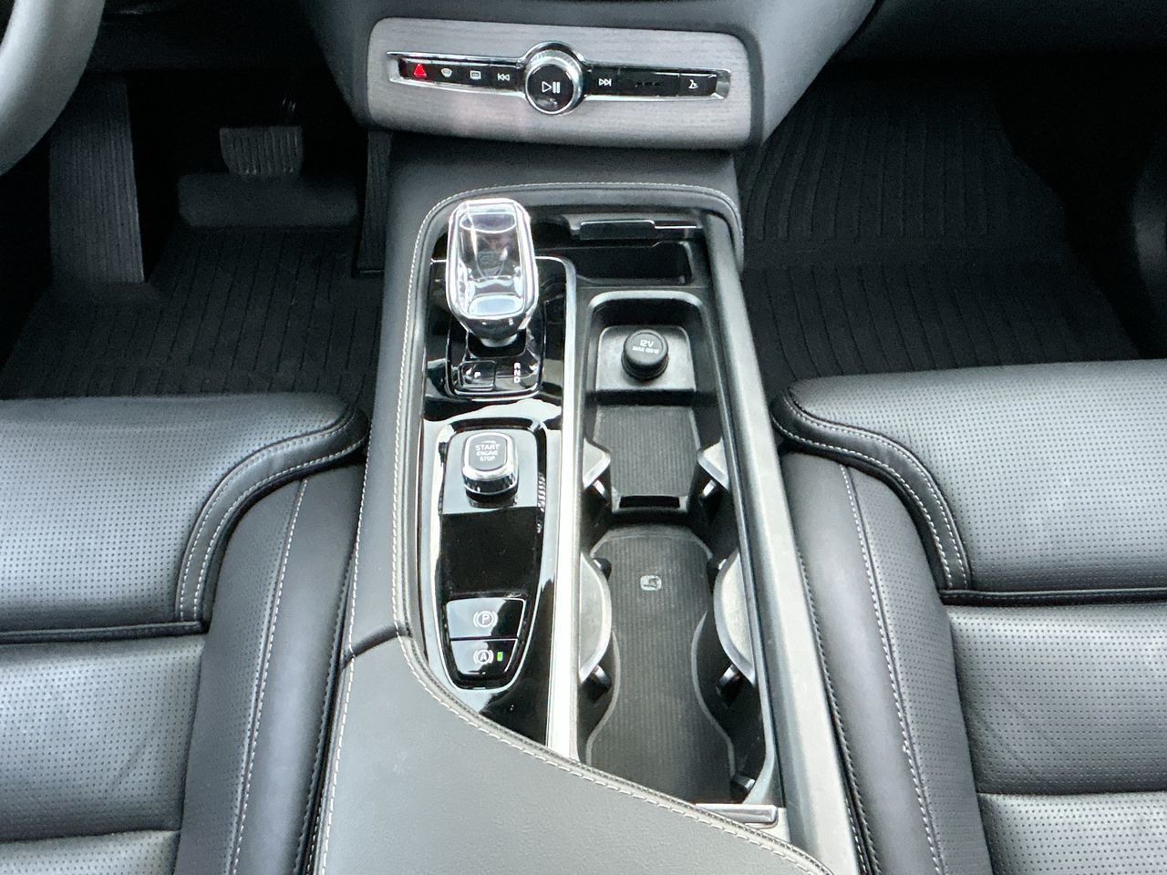 2025  XC90 Plug-In Hybrid