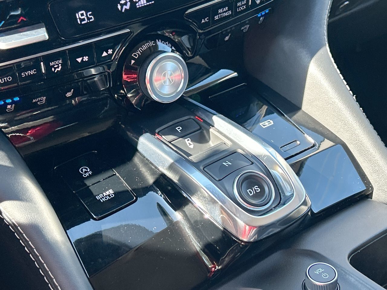 Acura MDX  2022