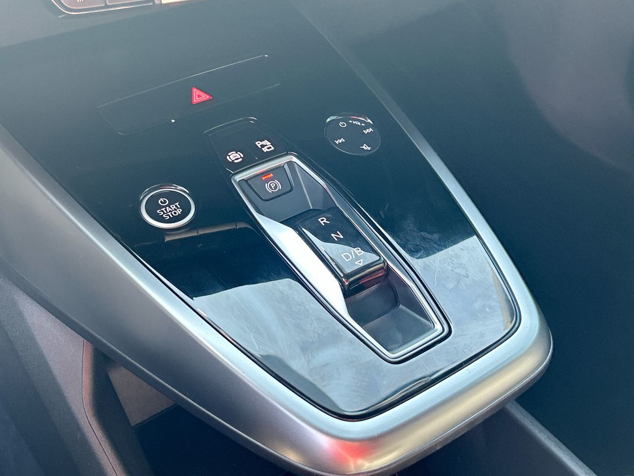 Audi Q4 e-tron  2024 à Scarborough, Ontario