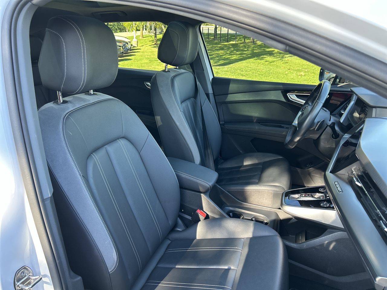 Audi Q4 e-tron  2024