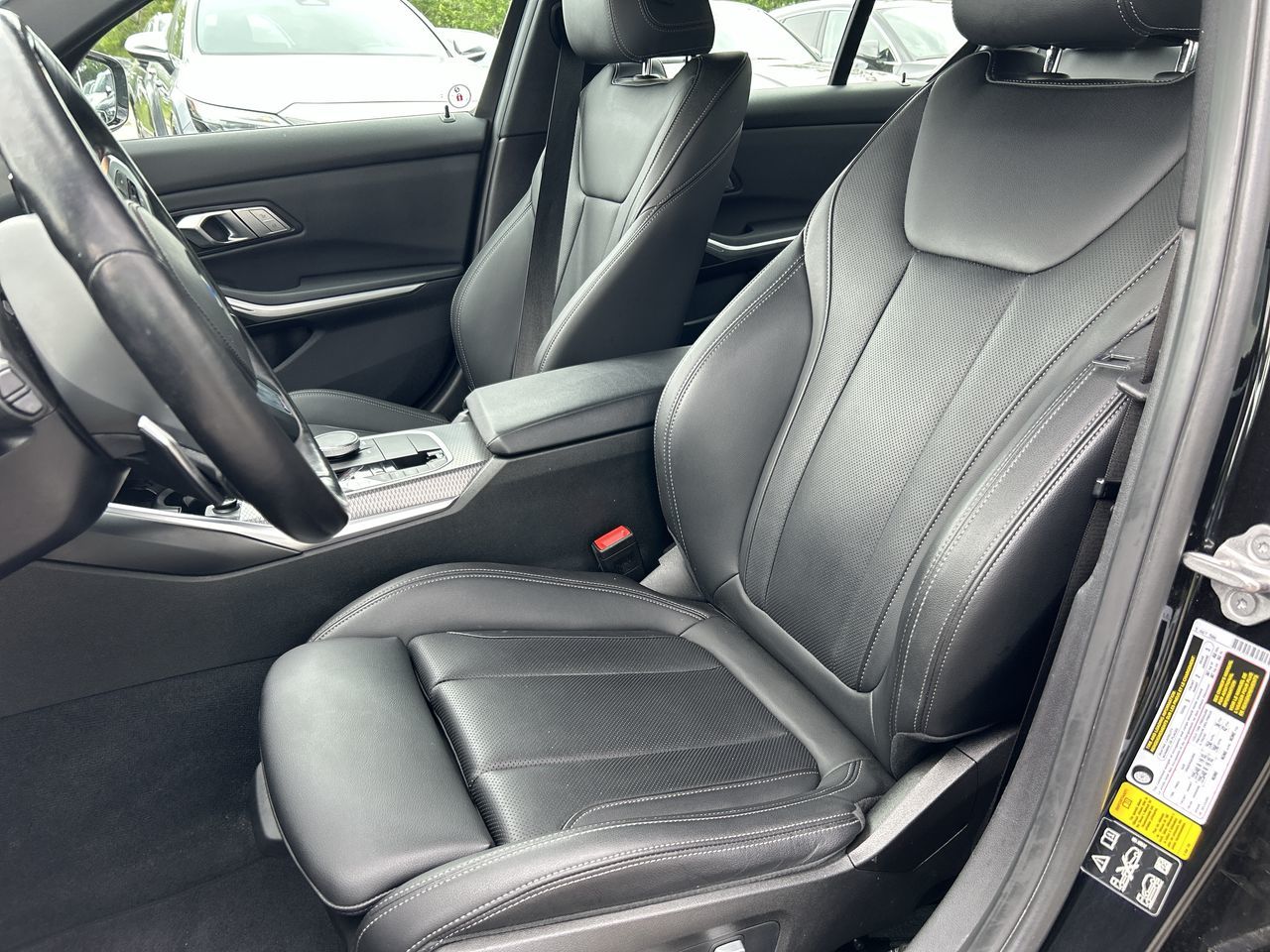 2023 BMW 330i