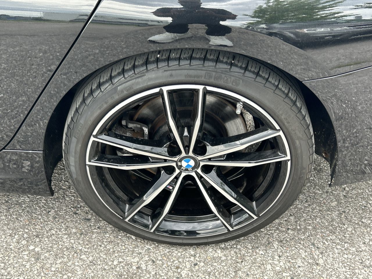 2023 BMW 330i