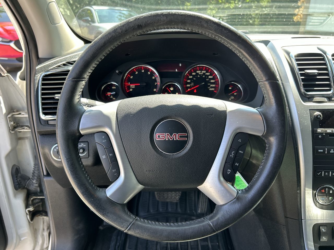 2011 GMC Acadia in Scarborough, Ontario