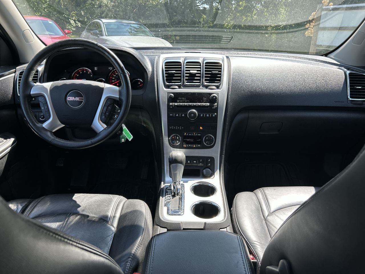 2011 GMC Acadia in Scarborough, Ontario