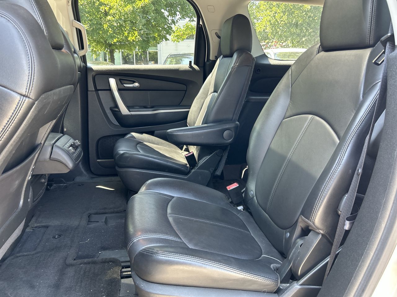 2011 GMC Acadia in Scarborough, Ontario