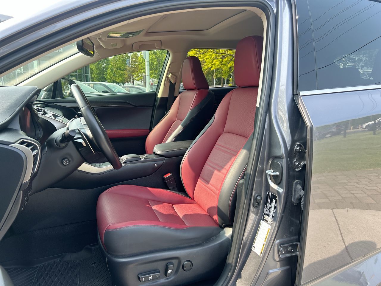 Lexus NX  2021 à Scarborough, Ontario