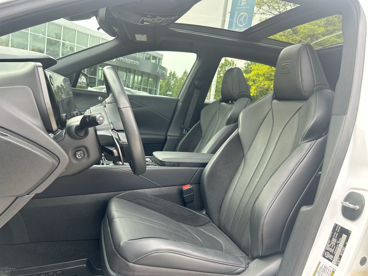 2023 Lexus RX in Scarborough, Ontario