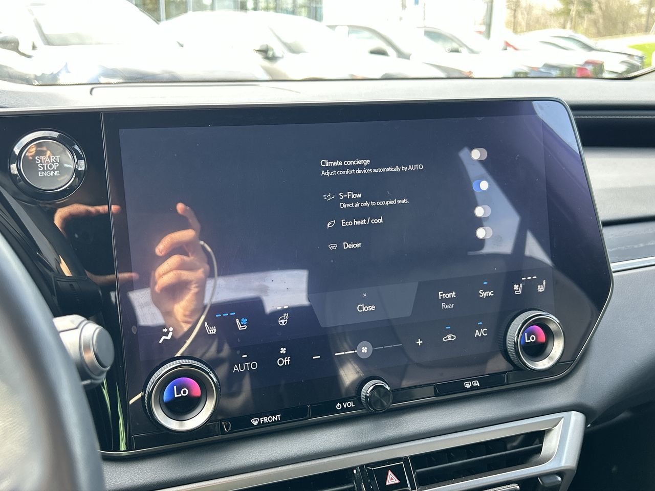 Lexus RX  2023