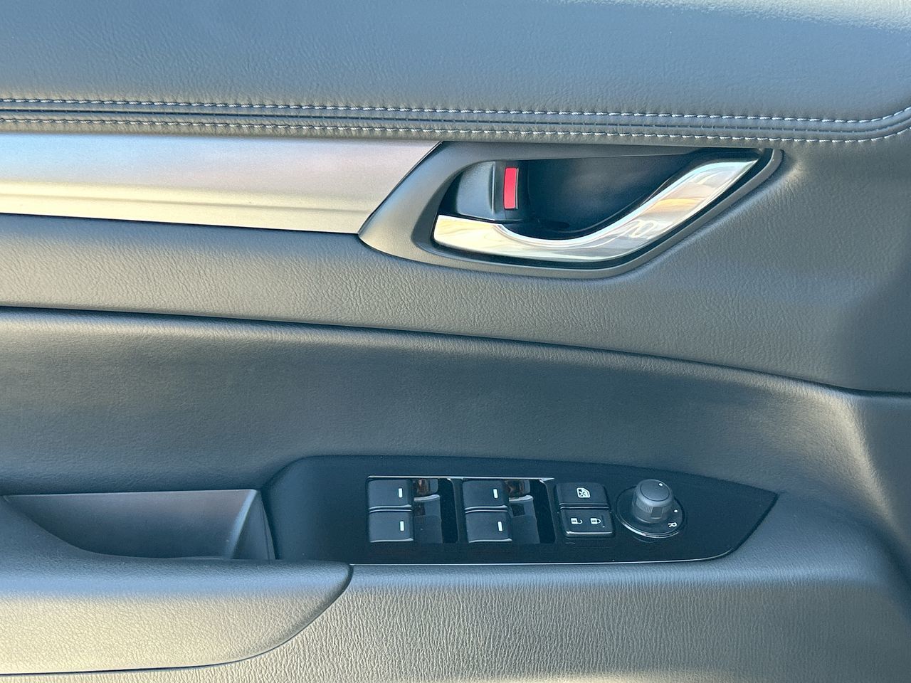 2022 Mazda CX-5 in Scarborough, Ontario