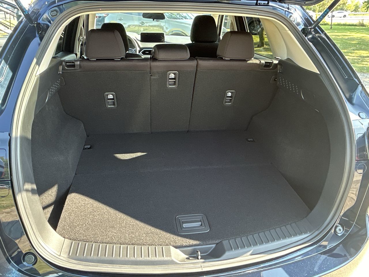 2025 Mazda CX-5 in Scarborough, Ontario