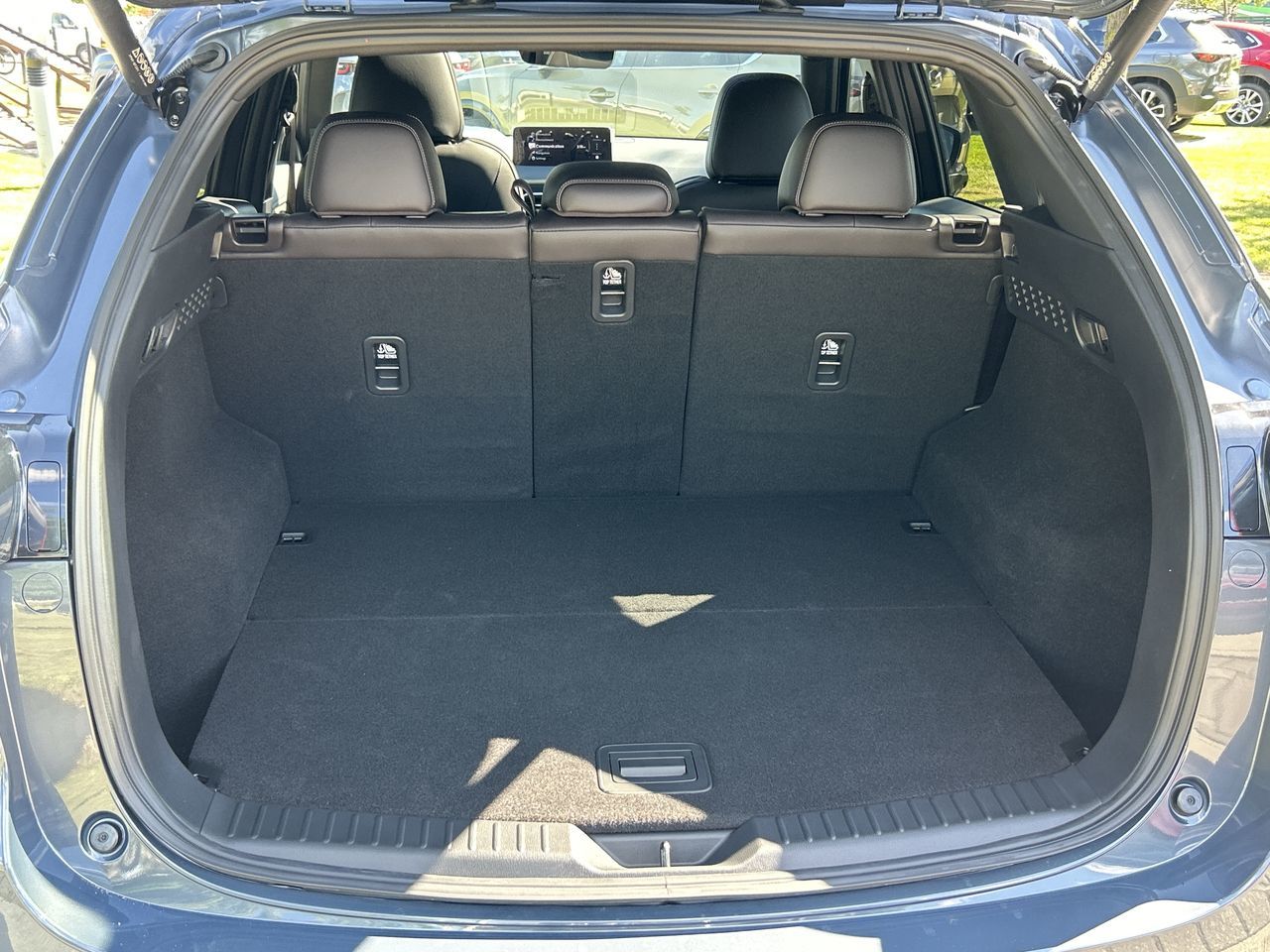 2025 Mazda CX-5 in Scarborough, Ontario