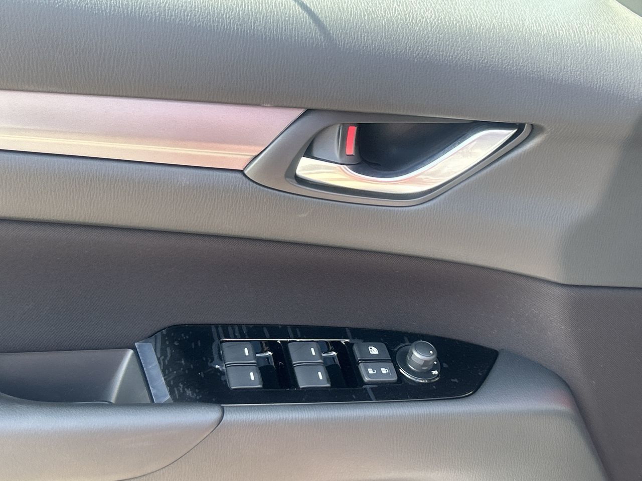 2025 Mazda CX-5 in Scarborough, Ontario