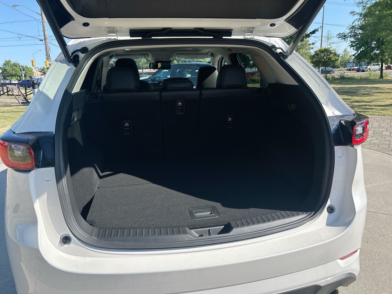 2025 Mazda CX-5 in Scarborough, Ontario