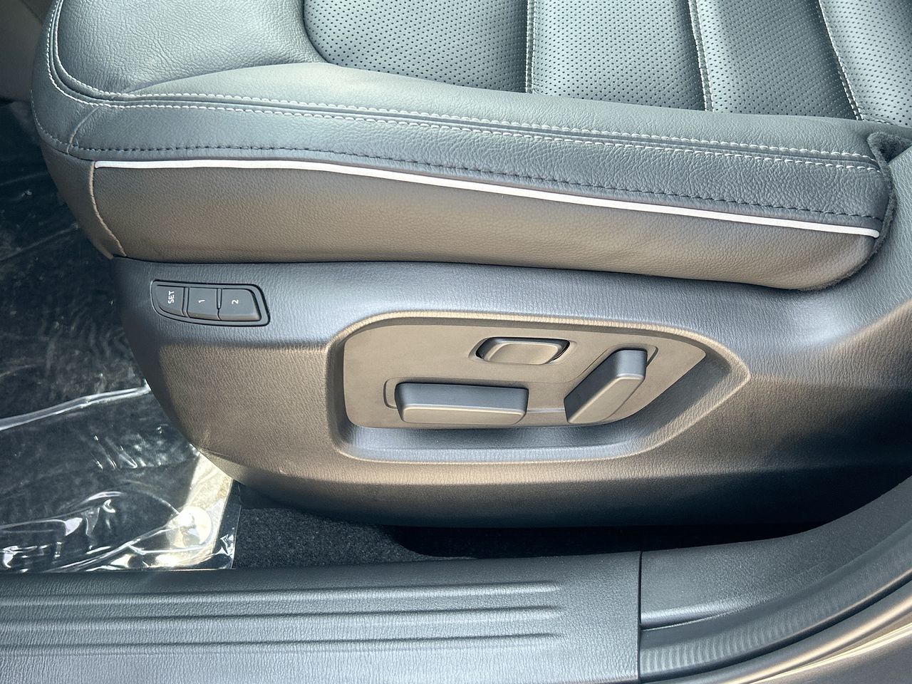 2025 Mazda CX-5 in Scarborough, Ontario