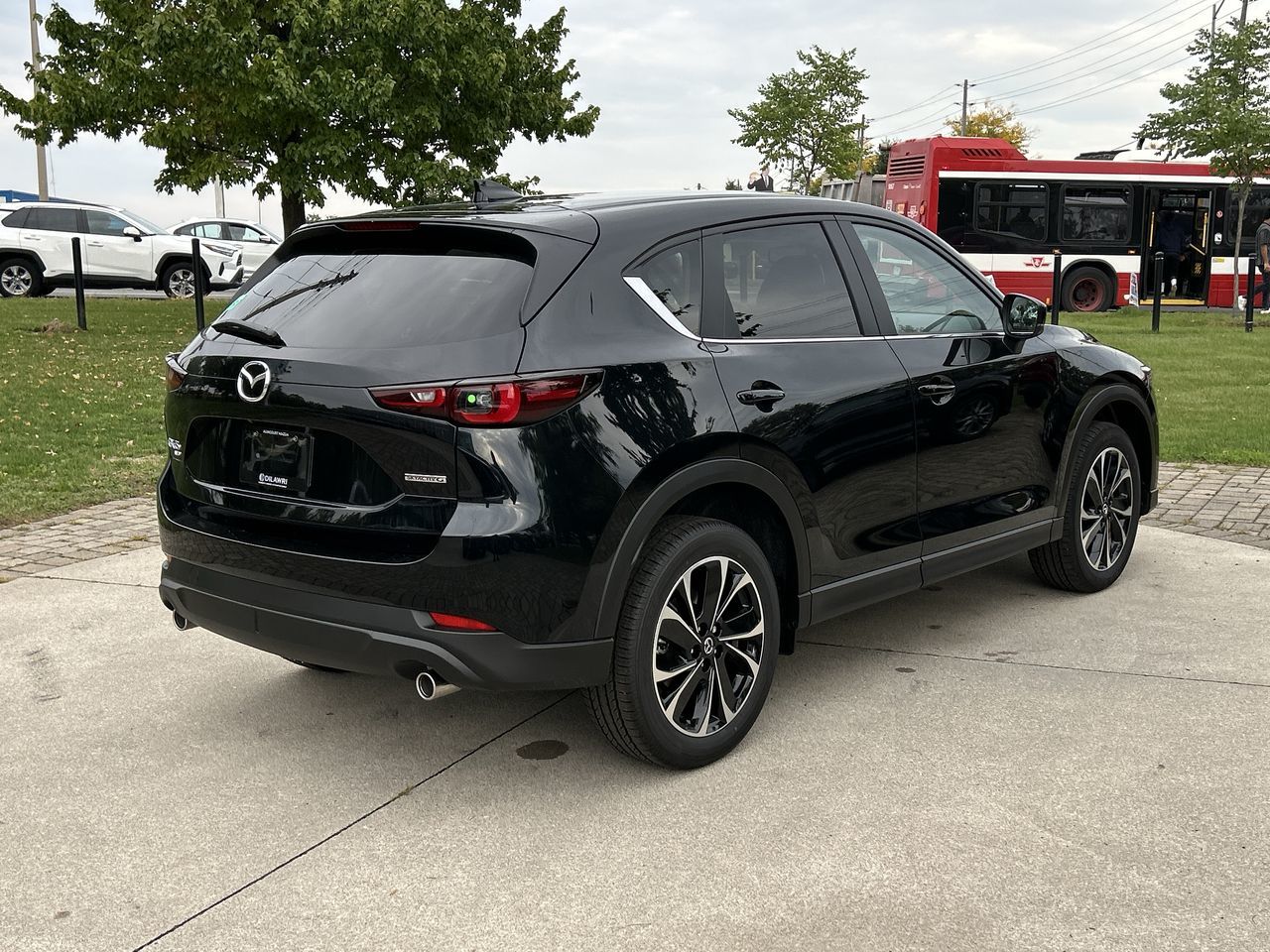Mazda CX-5  2025