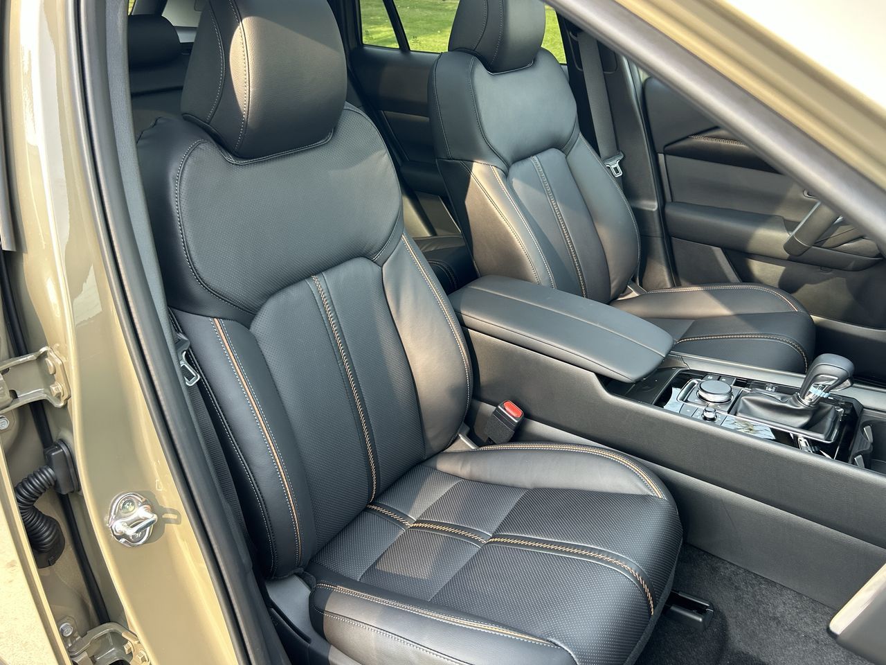 Mazda CX-50  2025