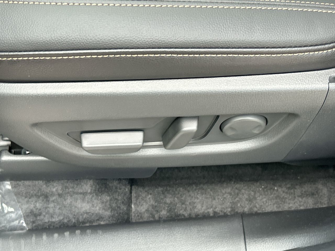2025 Mazda CX-70 Hybrid in Scarborough, Ontario