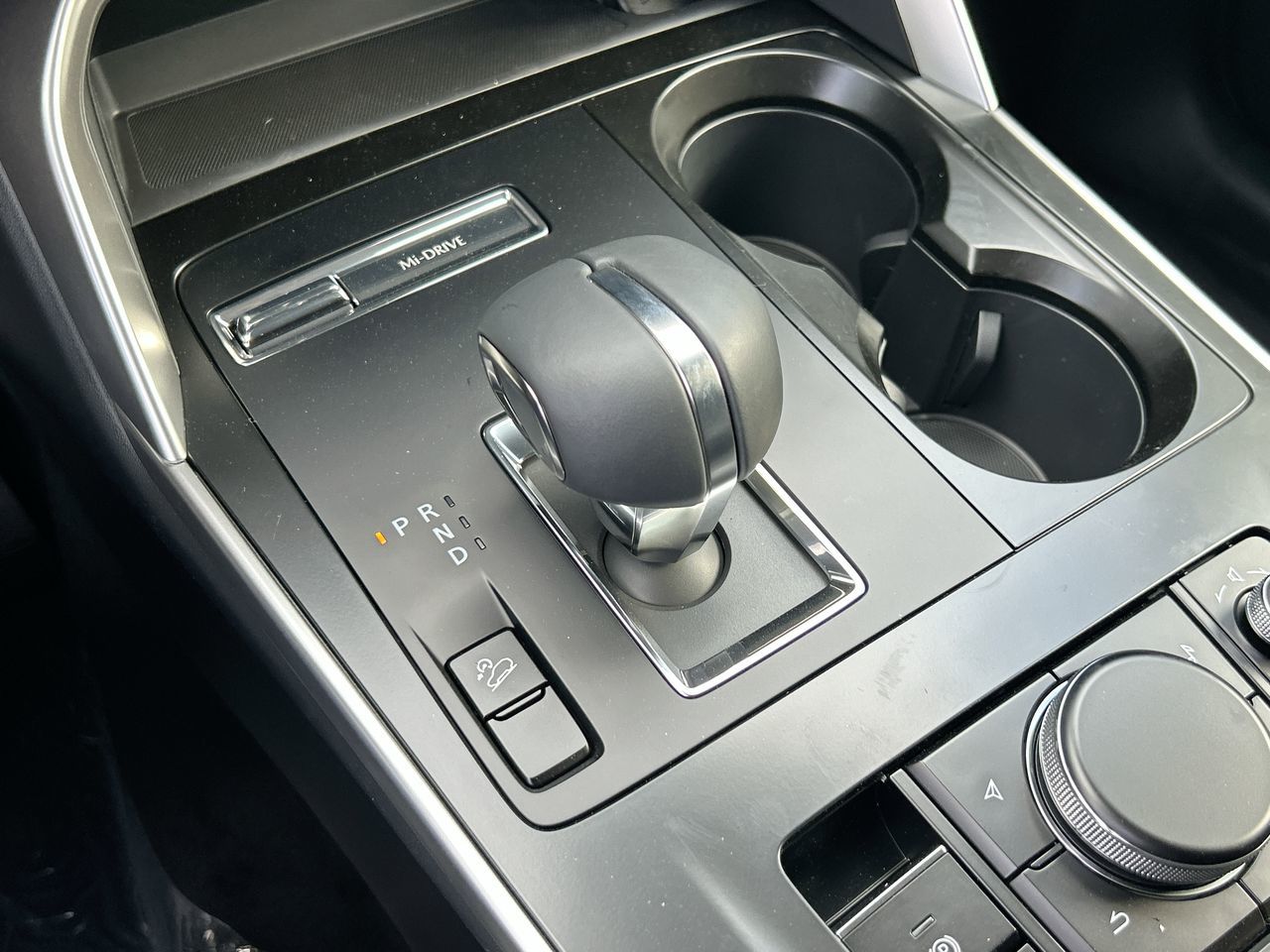 2025 Mazda CX-70 Hybrid in Scarborough, Ontario