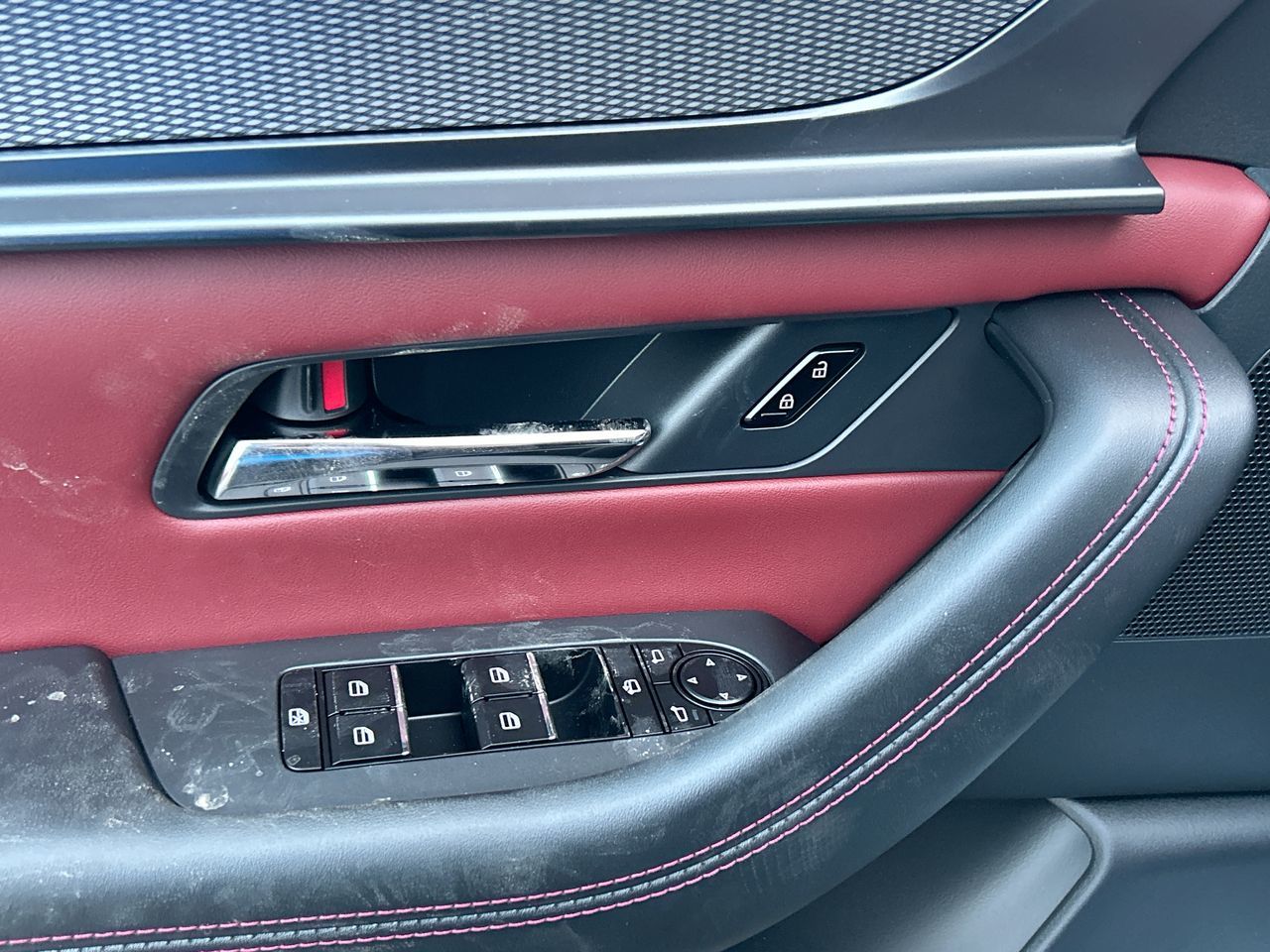 Mazda CX-70 Plug-In Hybrid  2026